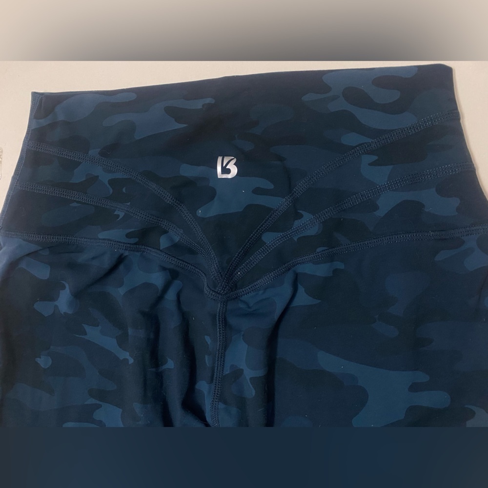 BuffBunny - Off the Grid Collection Camo Legacy Legging - Picture 7 of 7